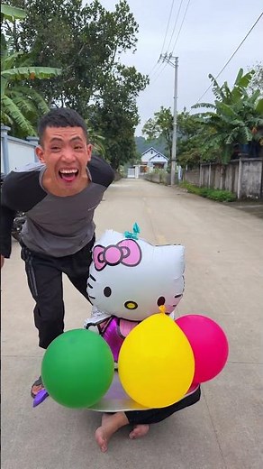 Kitten's Birthday Everyone Loves