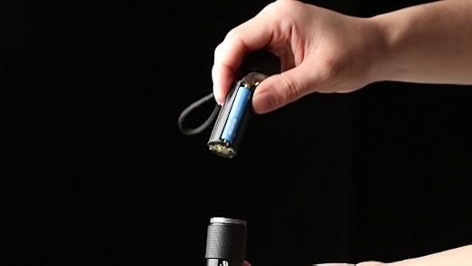 KunHe S1 cob flashlight