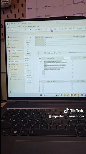 Did you know you can integrate OneNote, To-do, and Outlook at work?! These integrations aren't for every situation, but they do have benefits when used properly. Last week I showed a quick video of sharing items from Outlook into OneNote. This video takes content from last yeae that I figure would provide some additional details on how to integrate that tool! Drop your questions below 👇 #outlook #onenote #workproductivity #microsoft365