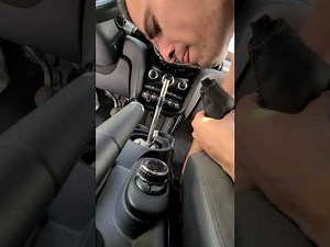 How to replace the gear knob of the Mini Cooper F56