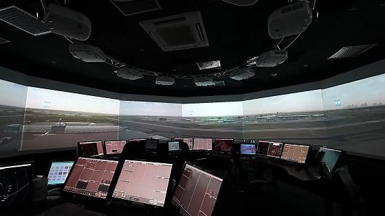 Inside Global Air Traffic Control: Falcons, Simulators, and the Language of the Skies