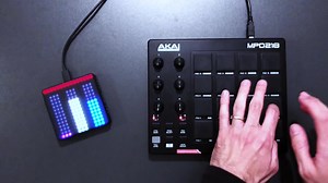 来一场 AKAI MPD 218 和 ROLI BLOCKS 的 Finger Drumming 表演
