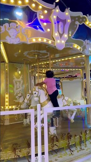 Merry-Go-Round Ride 🎠🎠🎠🤩🤩