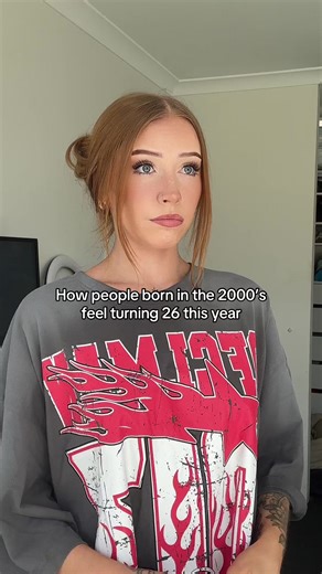 Little Miss Red (@little.missred)’s video of 00s
