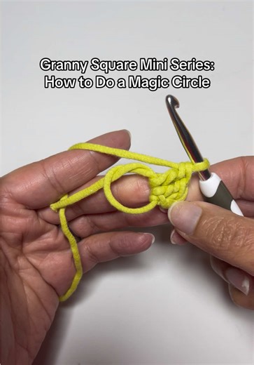 Crochet Granny Square Mini Series: How to Do a Magic Circle #crochettutorials #grannysquare #crochettok #crochetersoftiktok #magiccircle