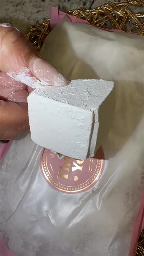 Hey Lovies!! It’s #crunchtime SOMEWHERE from @🩷PinkStarch🩷 #argo #asmr #fyp