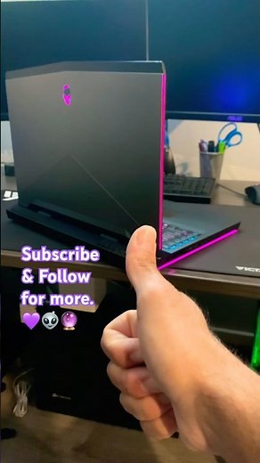 Alienware 17 R4 with Garuda 👽💜
