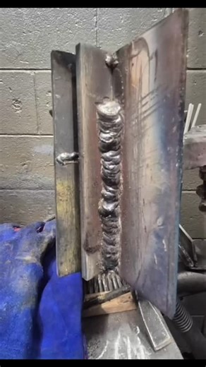 Welding NDT Inspection #weldingndtinspection on Instagram: "Hii Experts?? What are the defects you can see this welding and how we can improve? #welding #welders #weldinglife #weldingart #weldinglove #metalworking #fabrication #tigwelding #stickwelding #migwelding #weld #weldingcommunity #weldingchallenge #weldingprojects #weldingworld"