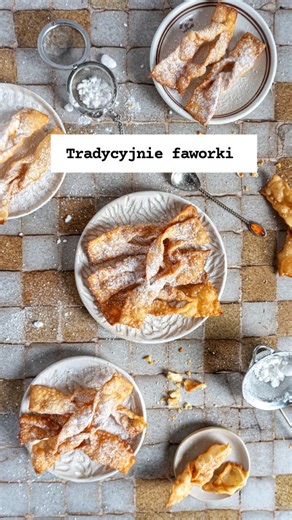 Agata Witowska | twórca kulinarny | przepisy on Instagram: "✴️Tradycyjny przepis na polskie faworki ✴️ ✔️ Przepis, który nigdy nie zawodzi ✔️ Klasyczne polskie faworki ✔️ Zamiast spirytusu możesz dodać ocet ➡️ Spodobał Ci się przepis? Kliknij repost i podaj go dalej ⬅️ 🔷Wykonanie Wszystkie składniki ciasta umieszczamy misie robota i zagniatamy. Powinniśmy otrzymać ciasto o konsystencji ciasta na makaron. Następnie ciasto wybijamy, czyli uderzamy walkiem przez około 10 minut. Im bardziej wybite 