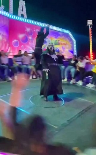 weekend vibes 🖤✨ #goth #dance #gothic #darkwave #darkelectro #gothmusic #gothdance #theconjuring #saw #gothmeme #gothicfashion #fy #foryou #fyp #viral #fridayvibes #weekendvibes