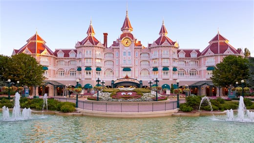 Disneyland poursuit sa mutation