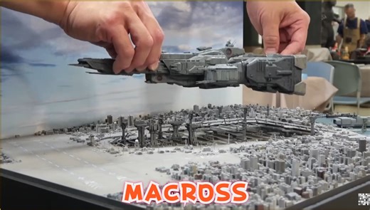 MACROSS sdf-1会场大型场景模型