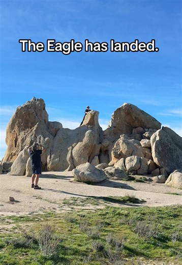 Eagle Rock Hike: A Scenic Adventure on the PCT