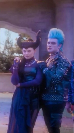 Name a more villainous pairing — we'll wait 🖤 DisneyDescendants TheRiseOfRed DisneyPlus