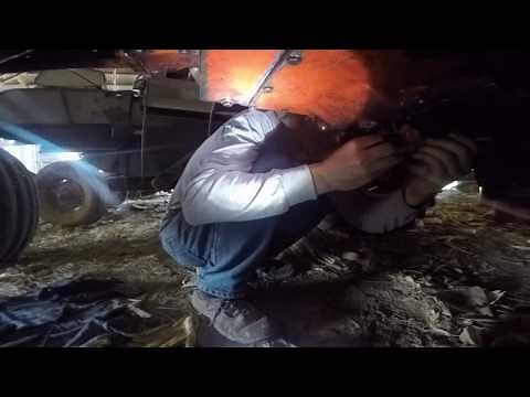 Adjusting Transmission Brake - IH 1086