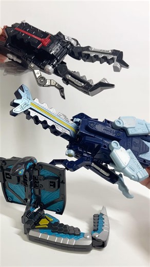 [Flip phones turn into animals!?] Support mechs that transform from flip phones! #KamenRider