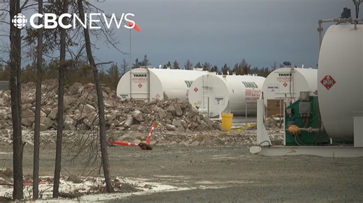 Truck driver says 7,000L Yellowknife fuel spill could have been avoided