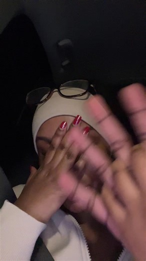 😭😭😭 it’s hell in here