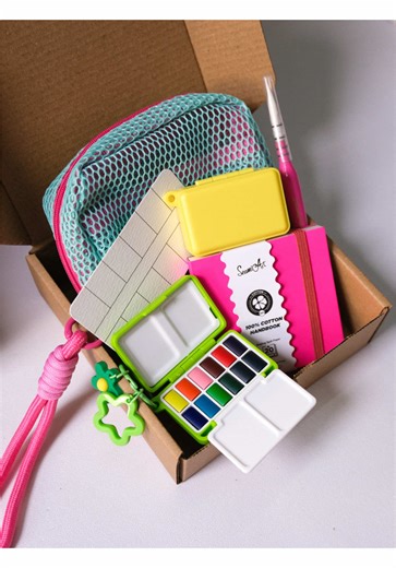 SeamiArt Watercolor Travel Kit: Perfect for Spring