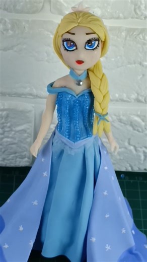I made Elsa frozen❄️✨️ from clay #shorts #elsa #frozen #clayart