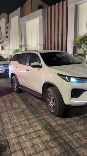 IPS Entry In Lucknow City Car Scorpio Fortuner #shortvideo #shortfeed #youtubeshorts