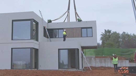 预制模块化房屋安装过程