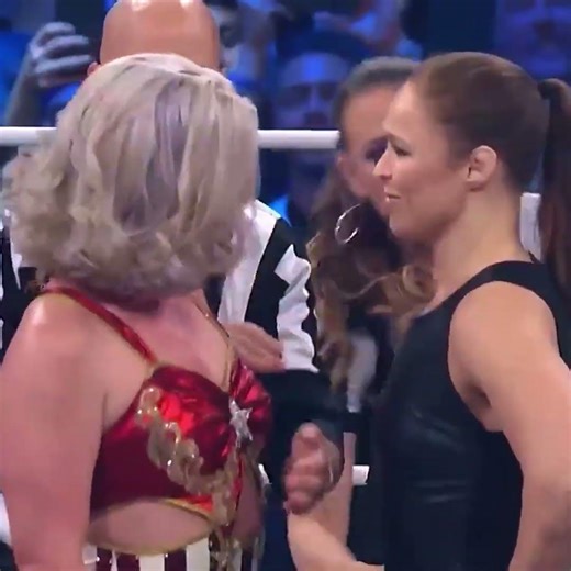 Referee Holds Back Ronda & Toni Storm 😈⚡#RondaRousey #ToniStorm #Wrestling #WWE #AEW