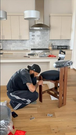 These bar stools are perfect 🔥