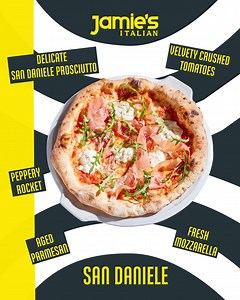 🍕 Our San Daniele pizza brings together velvety crushed tomatoes, fresh mozzarella, delicate San Daniele prosciutto, peppery rocket, and a generous shaving of aged Parmesan. #JamiesItaliancy #Nicosia | Jamie's Italian Cyprus