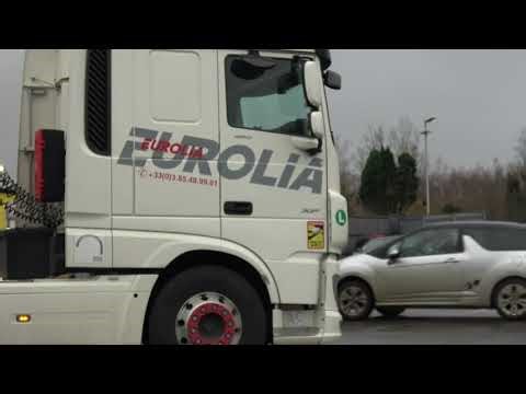 What does it mean to live and inhabit the Slag Heap?