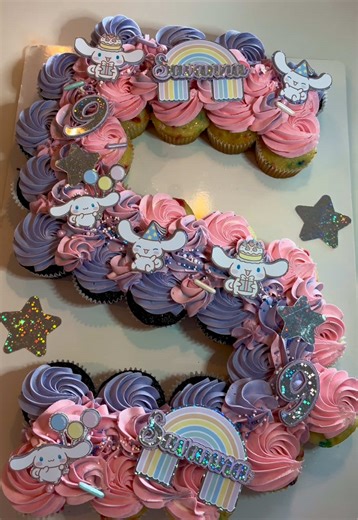 Pull apart letter S cupcakes cinnamoroll x hello kitty theme! Got to make these for one of my former students and that made it even more special! 🩷✨ #cupcakes #cinnamoroll #homebaker #teacher