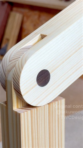 A Bridle Joint That Moves #shorts #woodworking #diy