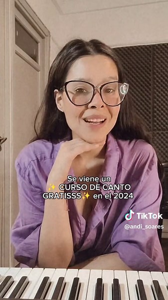 se viene un curso GRATUITO DE CANTO y quiero que te sumes. vamos a trabajar las bases para quienes incian a cantar desde cero y mucho más. Sumate a esta comunidad de cantores . seguime en Ig que hago contenido diferente @andi_soares Déjame en los comentarios qué tal te fue con este ejercicio. #clasesdecantodesdecero #clasesdecanto #cantoprincipiante #cantoprincipiantes #clasesdecantoentiktok #clasesdecantoonline #cantar #cantantes #clasesdecantogratis