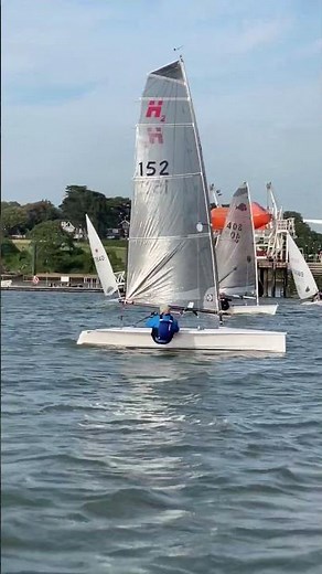 Friday Night Dinghy Racing – Big Fleets Head Into the Solent at Warsash