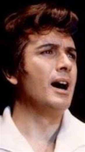 Franco Corelli. Heartbroken Romeo after revenge for his friend. Best Romeo!