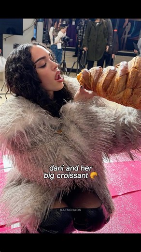 she’s so cute 🥹 #KATSEYE #DANIELA #dani #gabriela #gnarly #gameboy #food #meme #funny #shorts