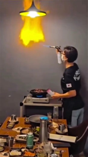 Cooking skills😳😳 #cooking #ytshorts #chef #masterchef #cwc #tcdc #funny