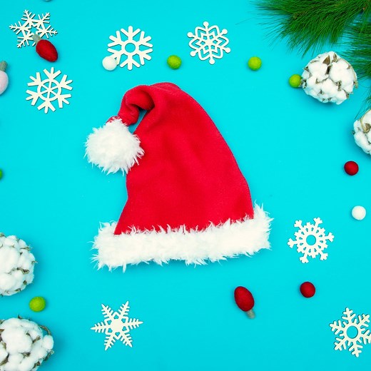 Learn how to make a Santa Hat from Fleece with this easy step by step tutorial. Follow the basic steps to make a Santa Hat - the best part? You can make Santa Hat in sizes baby to adult using the free pattern available here - https://www.fleecefun.com/santa-hat-how-to/ Follow these basic steps to make a hat Step 1 - cut out the pattern Step 2 - make the ball topper Step 3 - Sew the Santa hat Step 4 - add the ball toppper to the hat That's it! Four easy steps to DIY a Santa Hat. | Fleece Fun