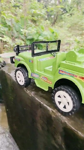 Mini Jeep Accident 😱 Video for Kids | Tiny Truck Tv | #shortsvideo