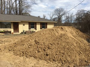 Delta residents go from farming to flood control as river waters rise