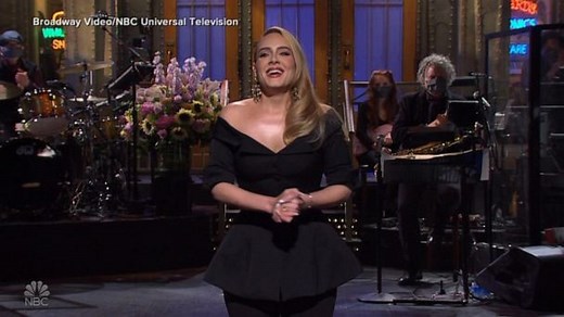 Adele hosts SNL
