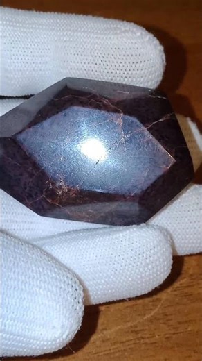 "Magic Eye" Garnet Crystal