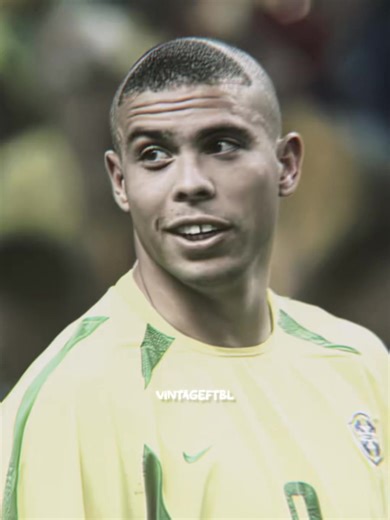 Ronaldo Phenomenon 2002 Highlights