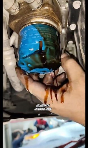 Quick & Easy Oil Filter Drain Trick Every Mechanic Should Know