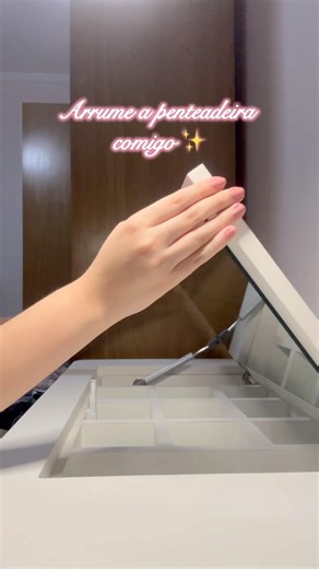 Arrume a penteadeira comigo #penteadeira #escrivaninha #organização #estudos #makeup