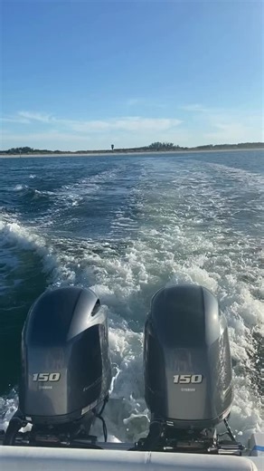 Your holiday dinner doesn’t have to be at home.⁠ ⁠ 🚤 Cruise in, dock up, and dine at one of your favorite waterfront restaurants!⁠ ⁠ 🍽️ Head to the link in our bio to find our favorites near your local club. #gulfstreamboatclub #floridaboating #premiumboating #floridaboatclub #dockanddine #docksiderestaurant | Gulf Stream Boat Club