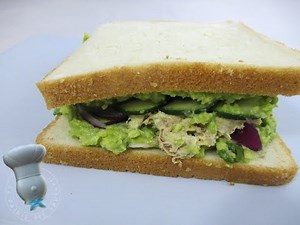 Recette du sandwich avocat, thon et concombre