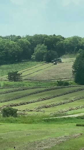The joy of baling on hills #ranchin