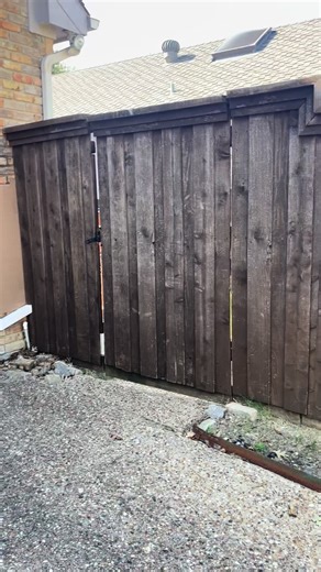 Vibrant Fence Paint Colors for Your Home