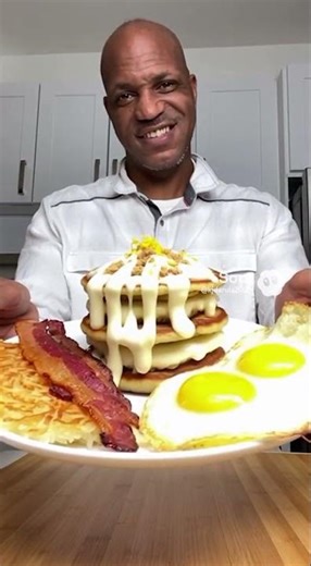 How to make New York Cheesecake Pancakes eggs bacon hash browns #cooking #ytshorts #youtubeshorts